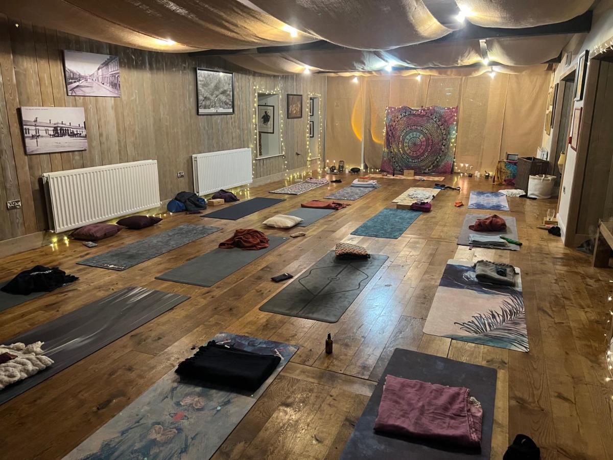 콜레인 The Old Flax Mill Yoga Retreat 빌라 외부 사진